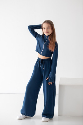 Костюм для дівчат